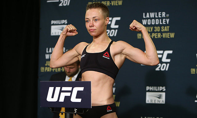 UFC 217 Results: Rose Namajunas Shocks Joanna Jedrzejczyk, Wins Title ...