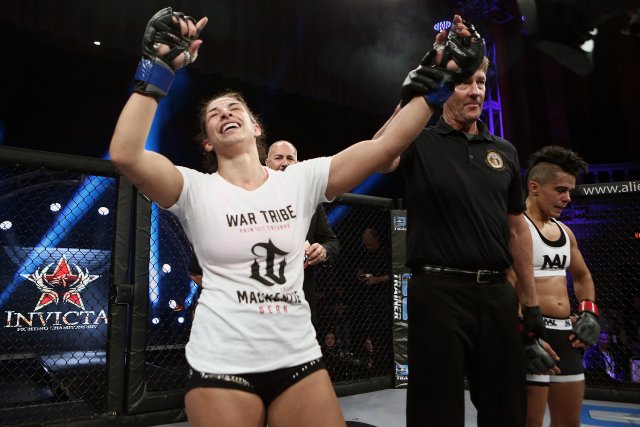 Mackenzie Dern was victorious in her UFC debut at UFC 222