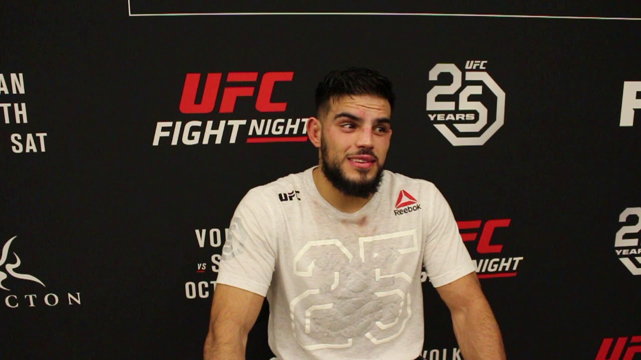 UFC Moncton: Nasrat Haqparast Says He Broke His Thumb In ...