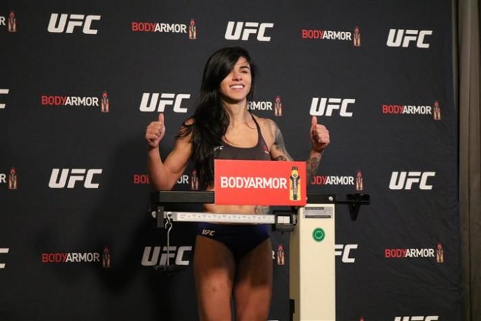 Claudia Gadelha UFC