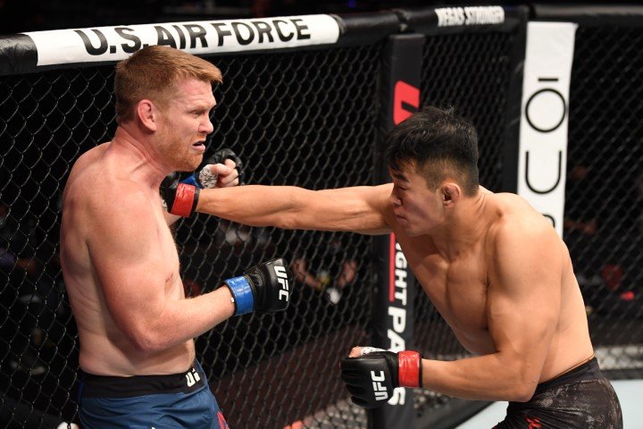 UFC 254 Sam Alvey and Un Jung Fight to Entertaining Draw