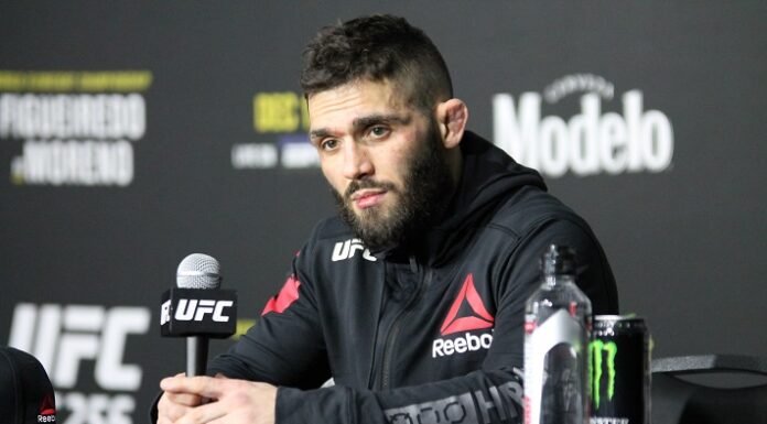 Gavin Tucker UFC 256