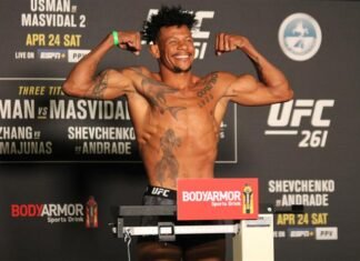 Alex Oliveira UFC 261
