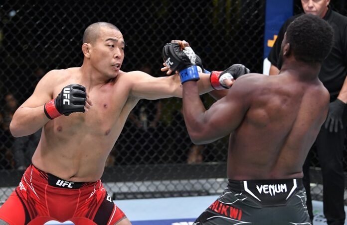 Jun Yong Park and Tafon Nchukwi, UFC Vegas 26