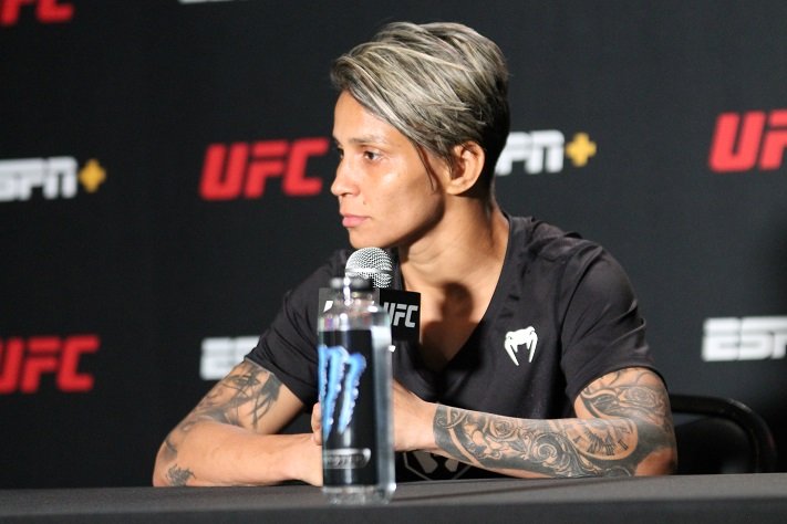 UFC Vegas 31: Amanda Lemos Says She's Fighting in October, Has a Lot to