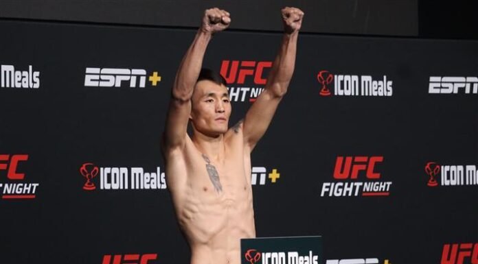 UFC: Aoriqileng Plans To Stay At Bantamweight, Regrets Not Making The Move Sooner Qileng Aori, UFC Vegas 43