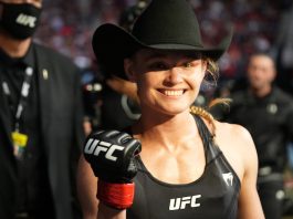 Miranda Maverick goes ballistic for 'Top Gun' persona after UFC 291