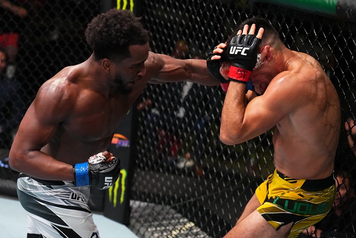 Geoff Neal Puts Away Tough-As-Nails Vicente Luque in Third