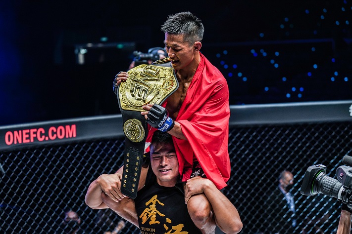 Tang Kai Captures Featherweight Gold Over Thanh Le at ONE 160