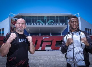 Glover Teixeira and Jamahal Hill UFC 283 pose