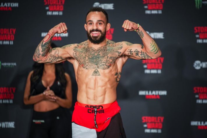 Jordan Oliver shines in MMA debut at Bellator 298