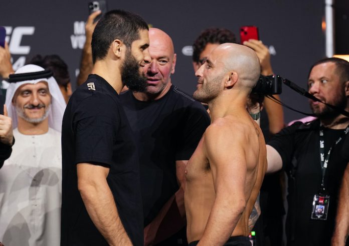 Islam Makhachev and Alexander Volkanovski, UFC 294