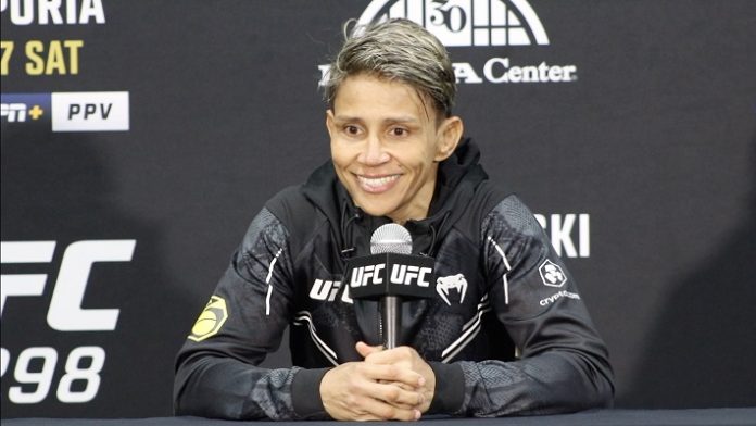 Amanda Lemos, UFC 298