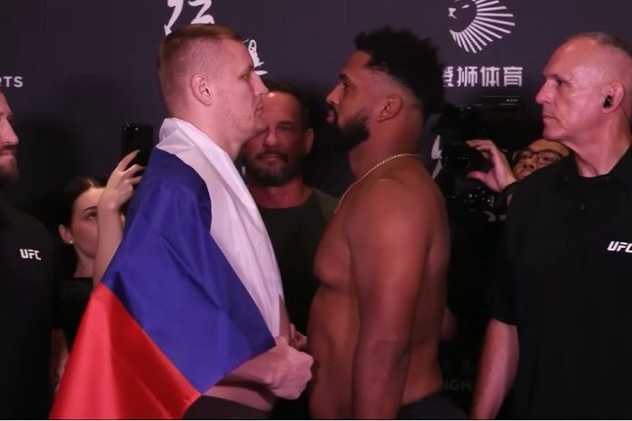 Sergei Pavlovich and Waldo Cortes-Acosta, UFC Shanghai