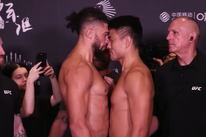 Johnny Walker and Zhang Mingyang, UFC Shanghai