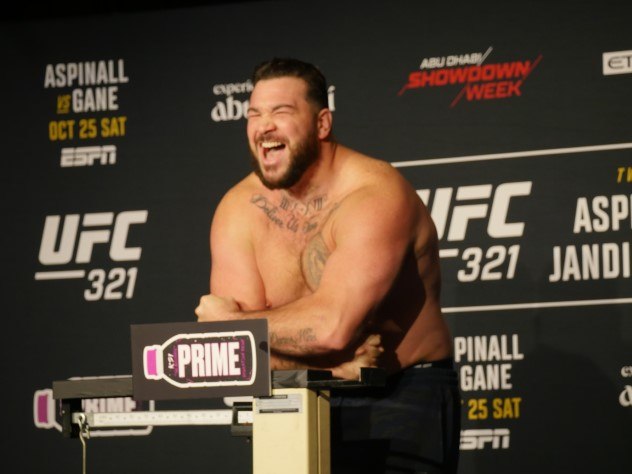 Louie Sutherland, UFC