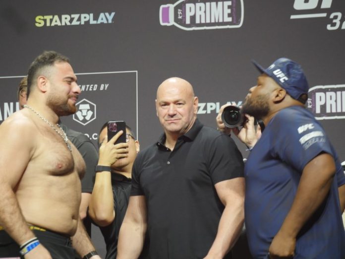 P1060362 Hamdy Abdelwahab and Chris Barnett, UFC 321