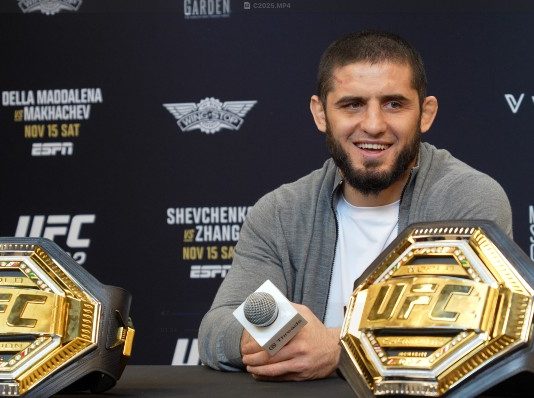 Islam Makhachev, UFC 322