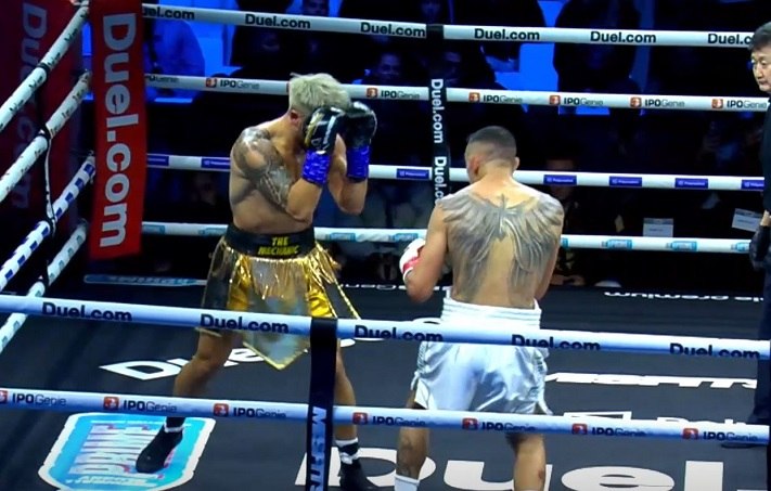 Misfits Fight Before Christmas Sees Tony Ferguson Beat Warren Spencer, Claim Middleweight Gold