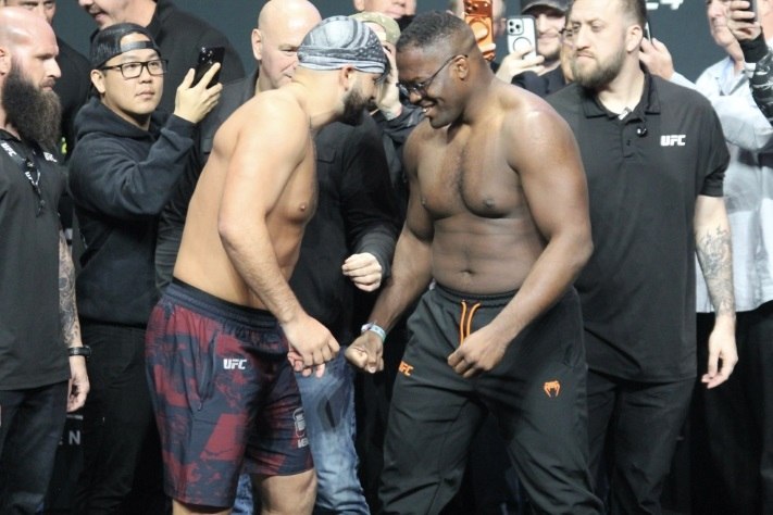 UFC 324: Josh Hokit's Pace Wears Down Denzel Freeman Early