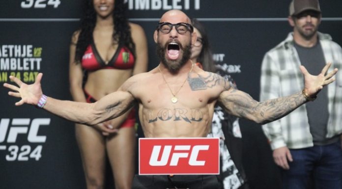 Noche UFC: Rodriguez vs. Silva, Plus WWE Royal Rumble, Headed to Arizona Jean Silva UFC