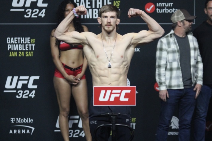 UFC Vegas 117: Allen vs. Costa Weigh-In Results
