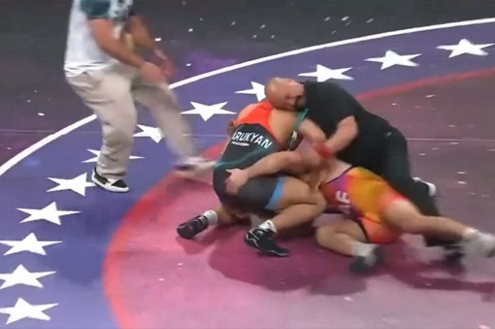 Arman Tsarukyan, RAF 6