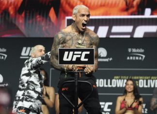 Charles Oliveira, UFC 326