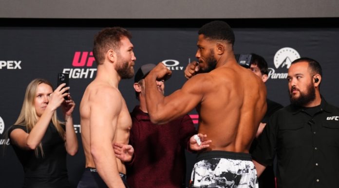 UFC Vegas 114: Ion Cutelaba Catches Oumar Sy in Slick Mounted Guillotine Ion Cutelaba and Oumar Sy, UFC Vegas 114