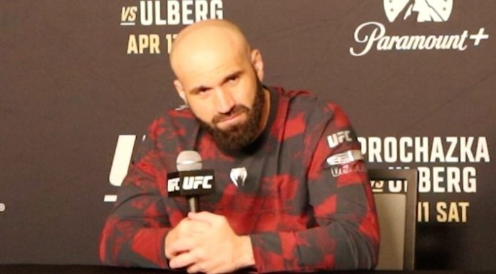 Azamat Murzakanov, UFC 327