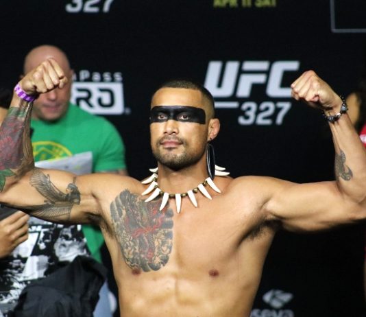 Carlos Ulberg, UFC 327