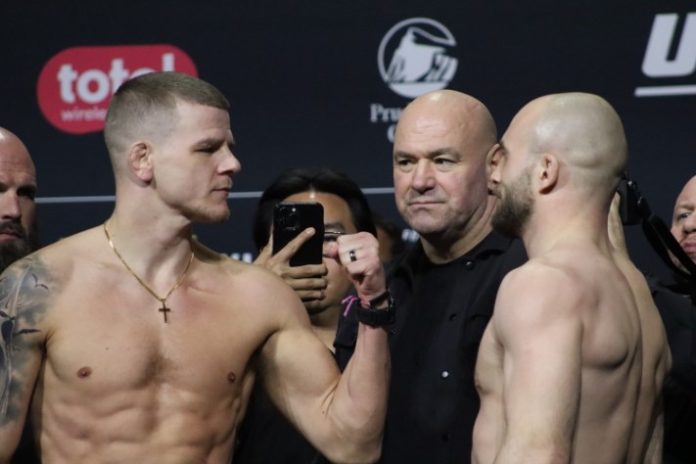 Grant Dawson and Mateusz Rebecki, UFC 328