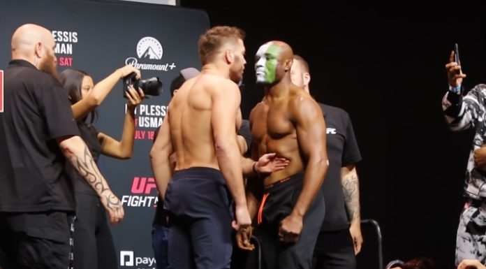 UFC Oklahoma City: Dricus Du Plessis Puts on Spirited Effort Against Game Kamaru Usman Dricus du Plessis vs. Kamaru Usman, UFC OKC