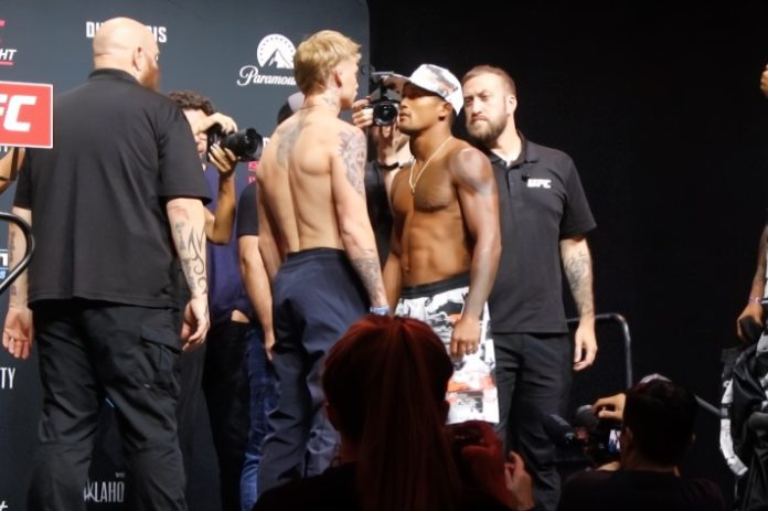 Ezra Elliot vs. Damien Anderson Danien Anderson and Ezra Elliot, UFC Oklahoma City